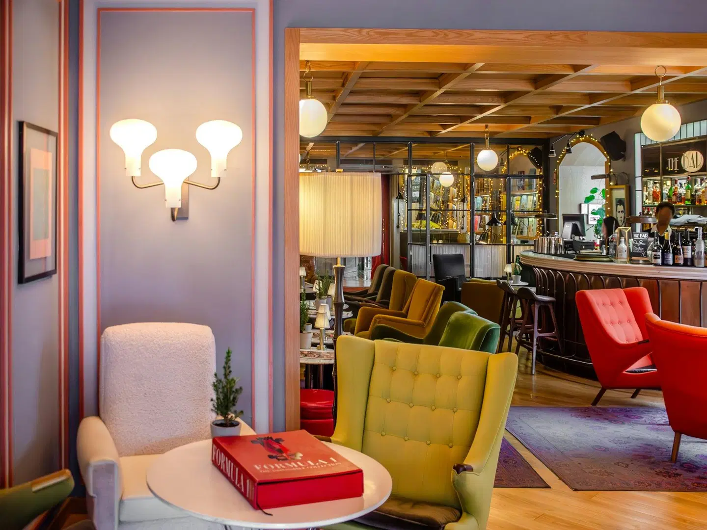 Browns Central Hotel Bar
