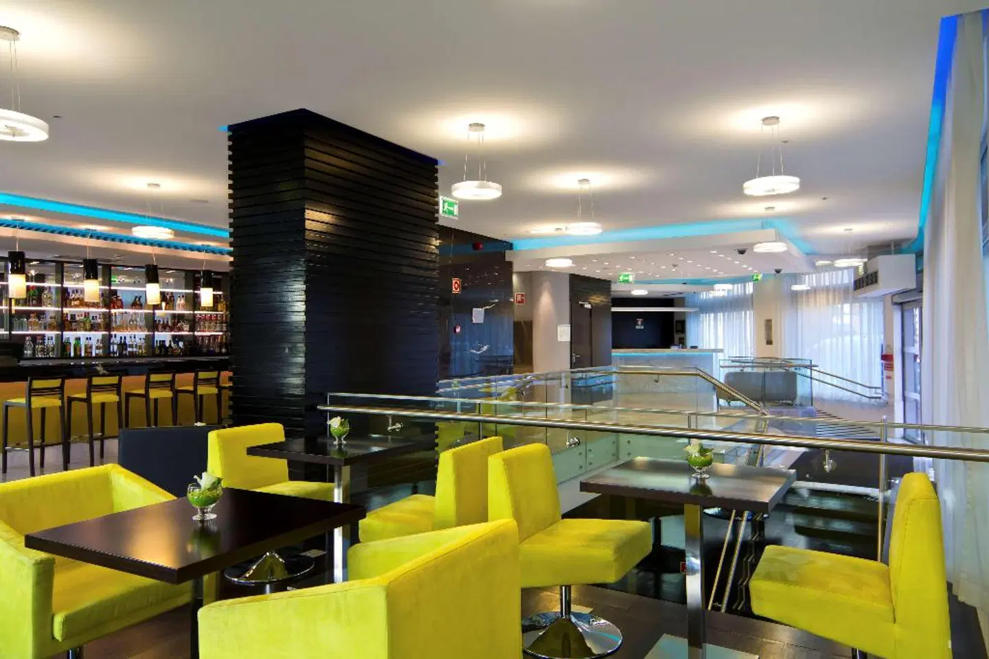 SANA Capitol Hotel Bar
