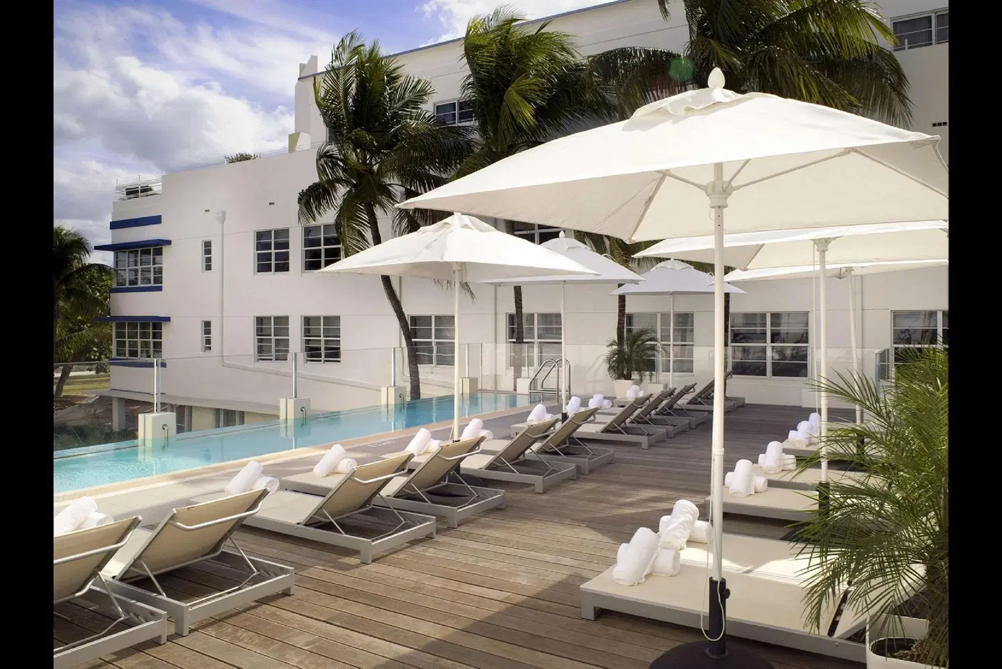 Breakwater South Beach OUTDOOR_POOL