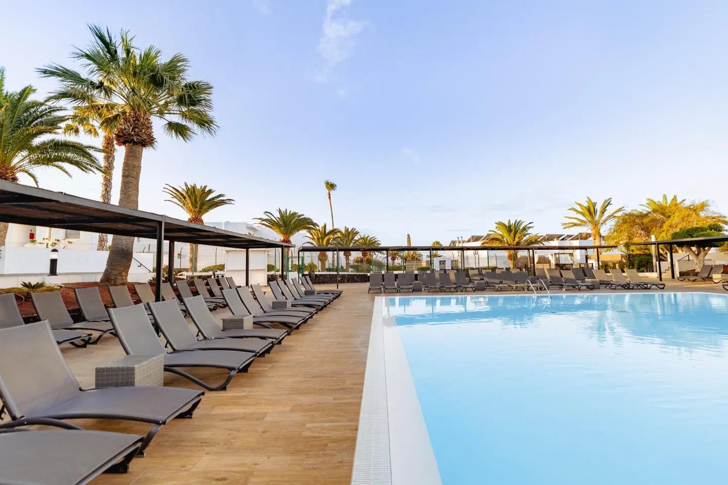 Sentido Aequora Lanzarote Suites OUTDOOR_POOL
