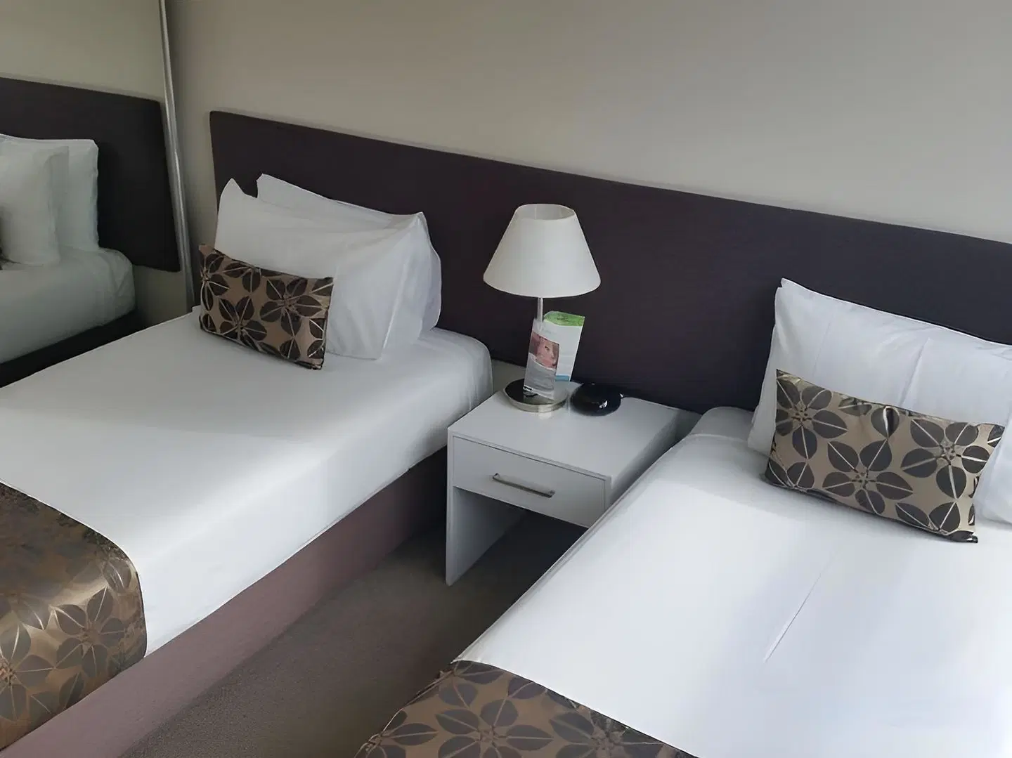 Quest Spring Hill ROOM_EXAMPLE
