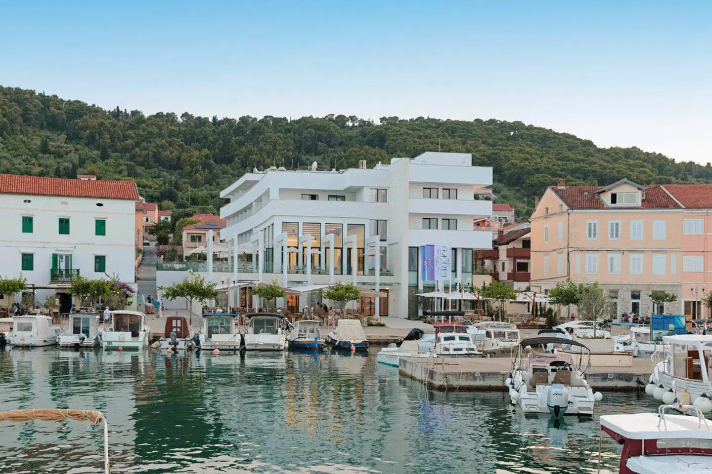Hotel Preko Ugljan Island, Curio Collection by Hilton EXTERIOR