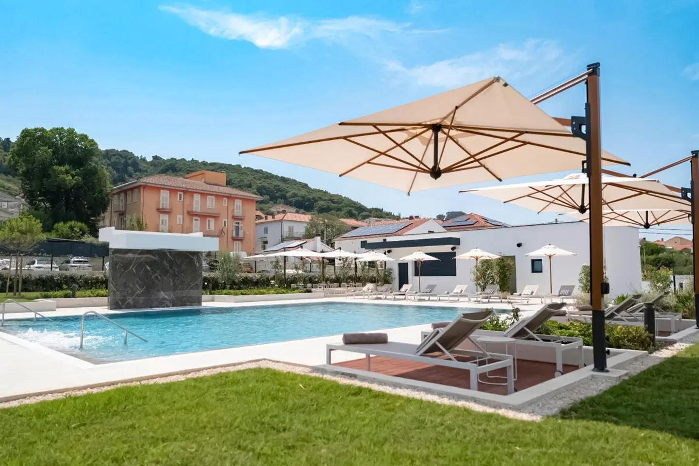 Hotel Preko Ugljan Island, Curio Collection by Hilton OUTDOOR_POOL