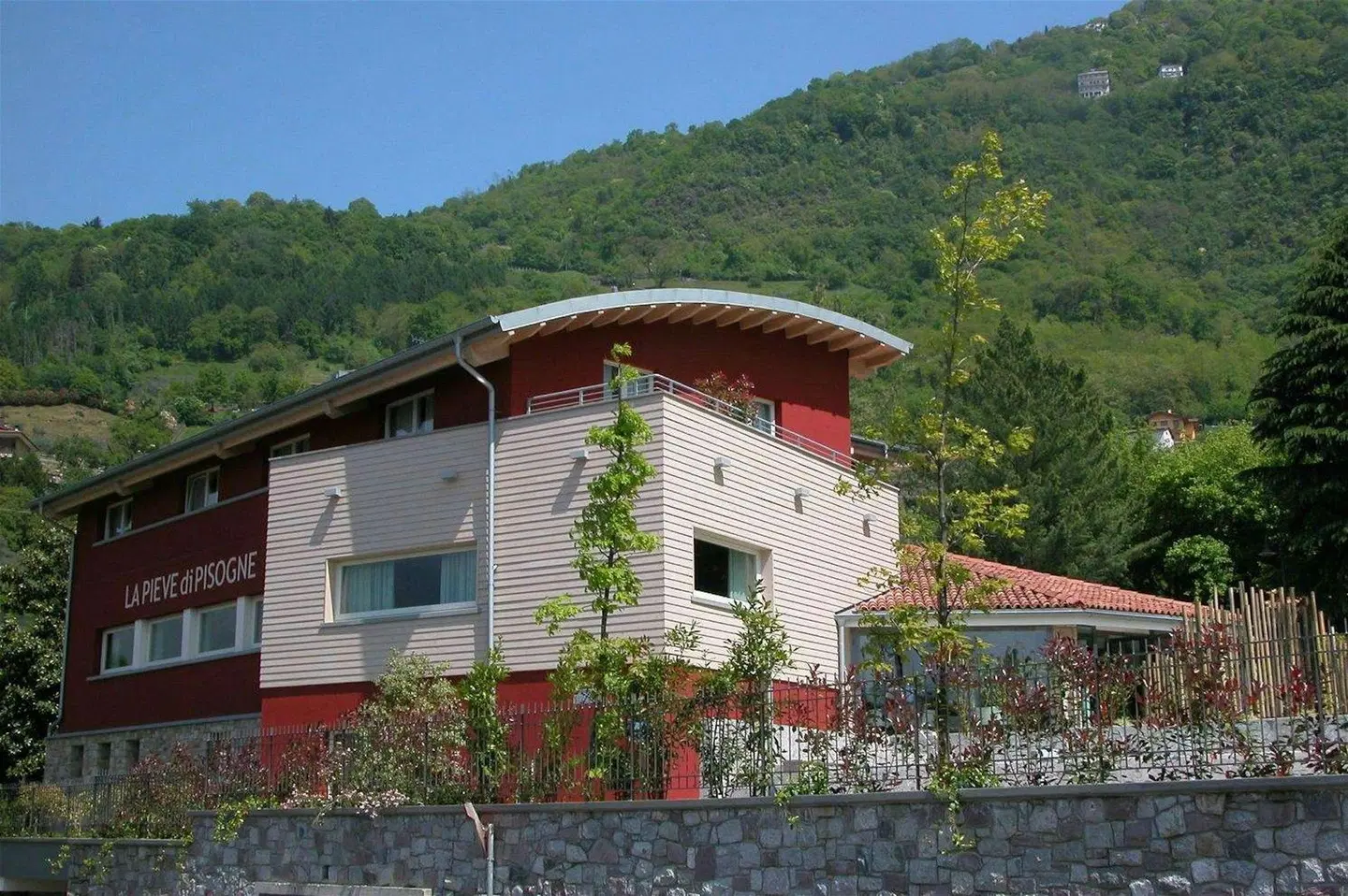 La Pieve di Pisogne EXTERIOR