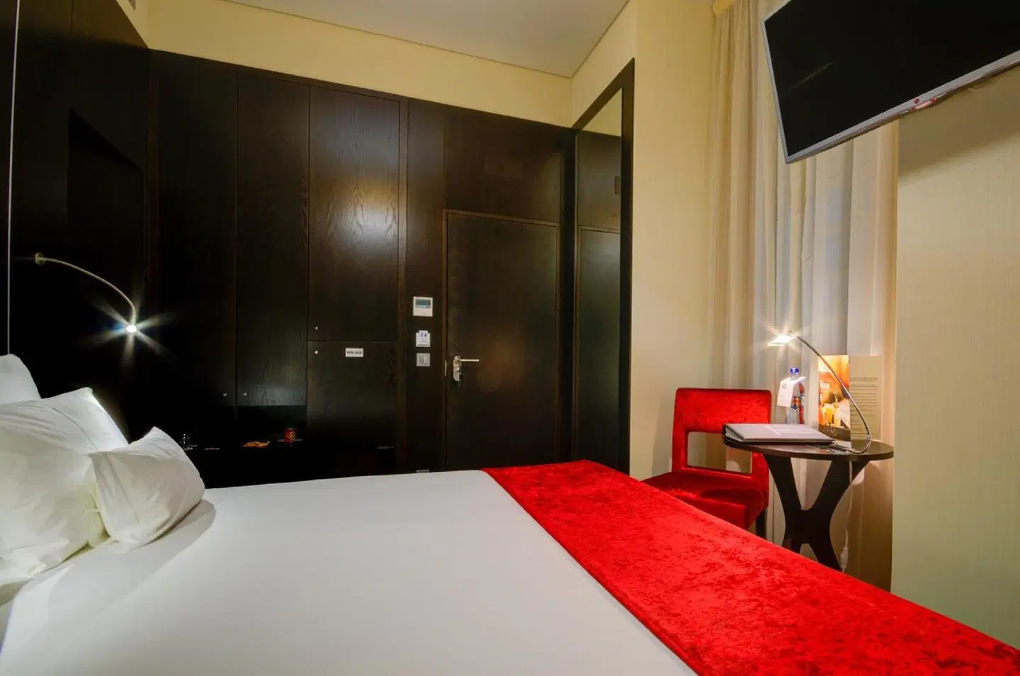 behotelisboa ROOM_EXAMPLE