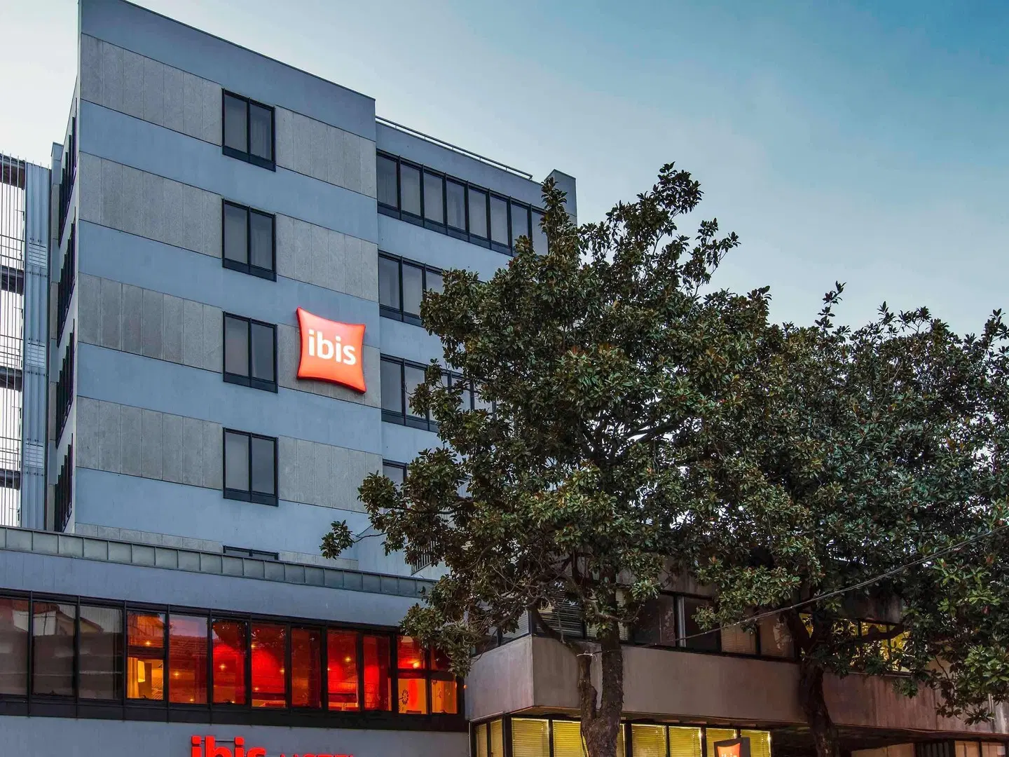 ibis Porto Centro EXTERIOR