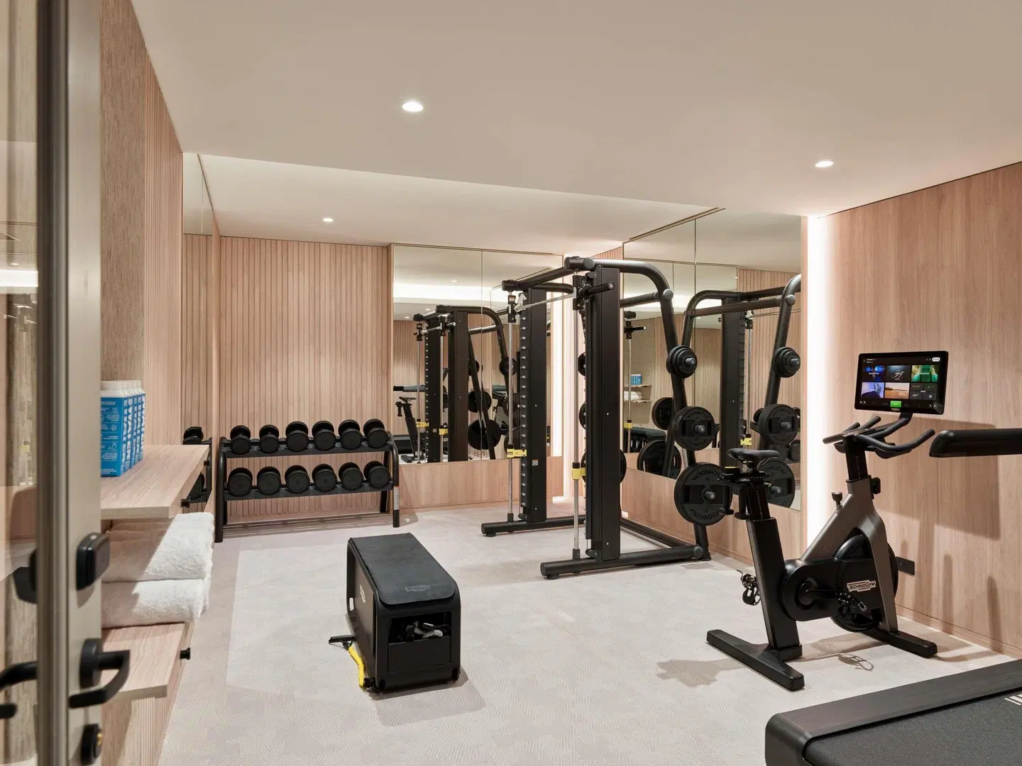 The Clarence Hotel Sydney SPORTS_AND_LEISURE