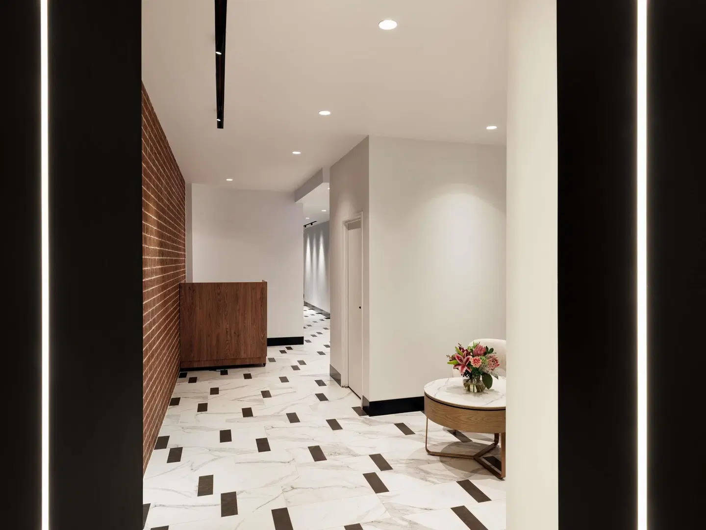 The Clarence Hotel Sydney ROOM_EXAMPLE