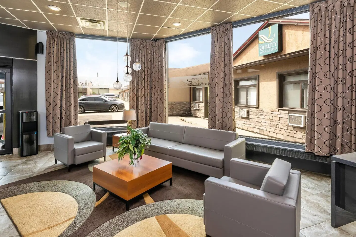 Quality Inn & Suites High Level ROOM_EXAMPLE