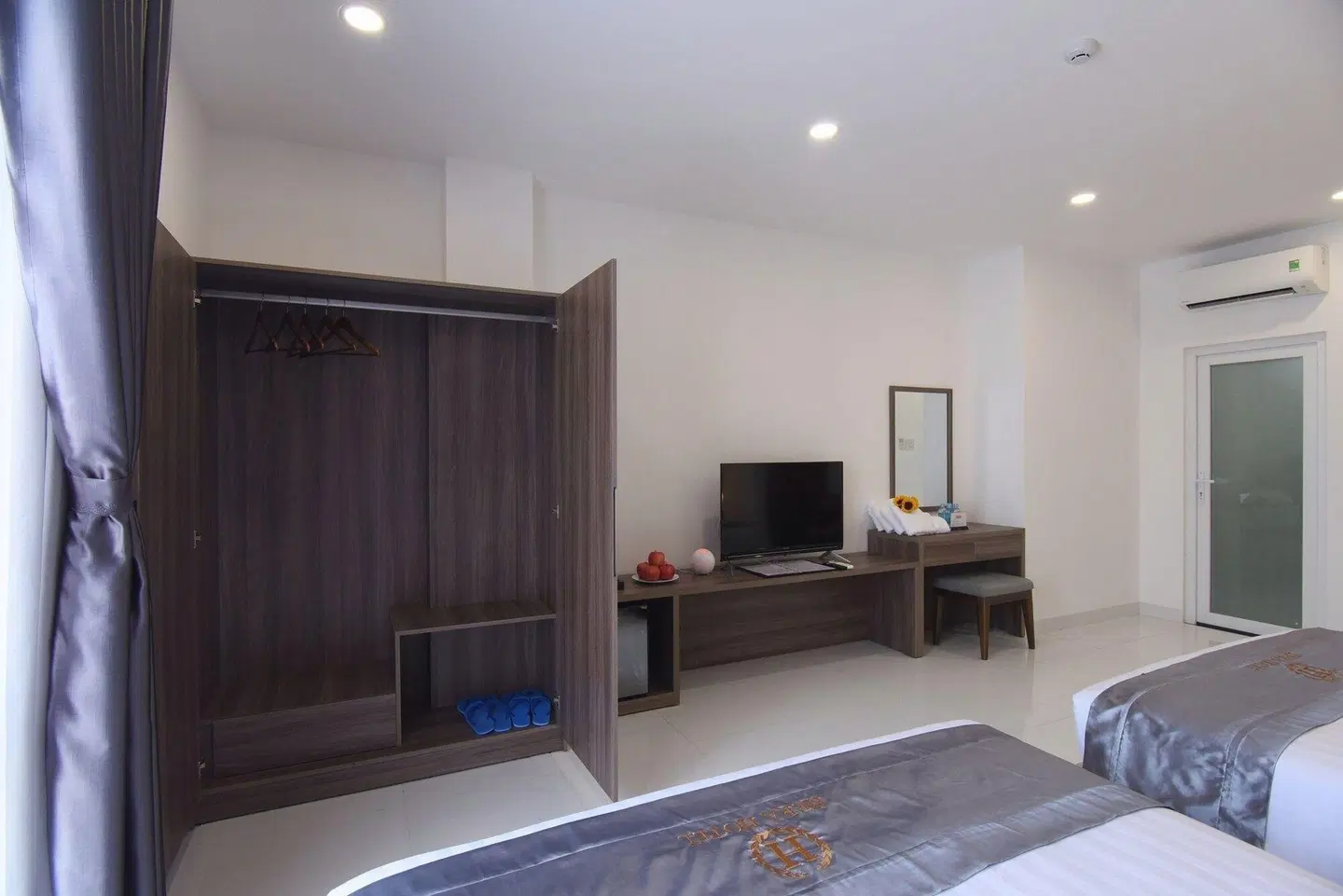 HERA HOTEL ROOM_EXAMPLE