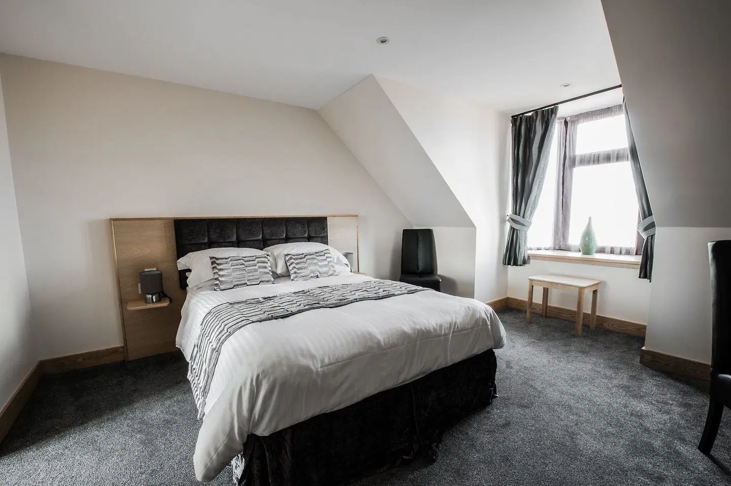 The Seaview Hotel ROOM_EXAMPLE