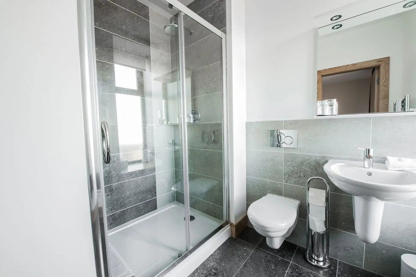 The Seaview Hotel Badezimmer