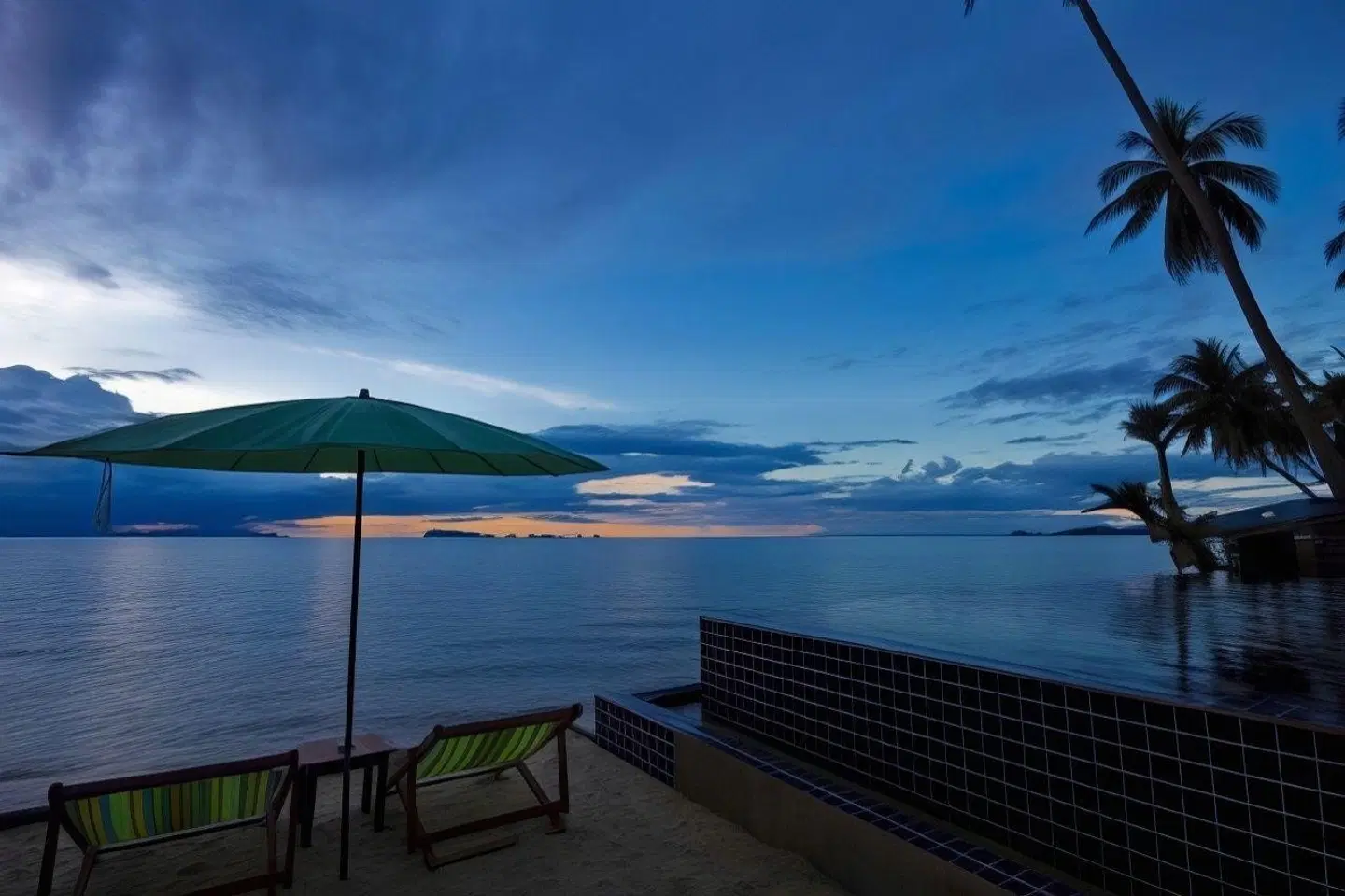 Lipa Bay Resort Terrasse