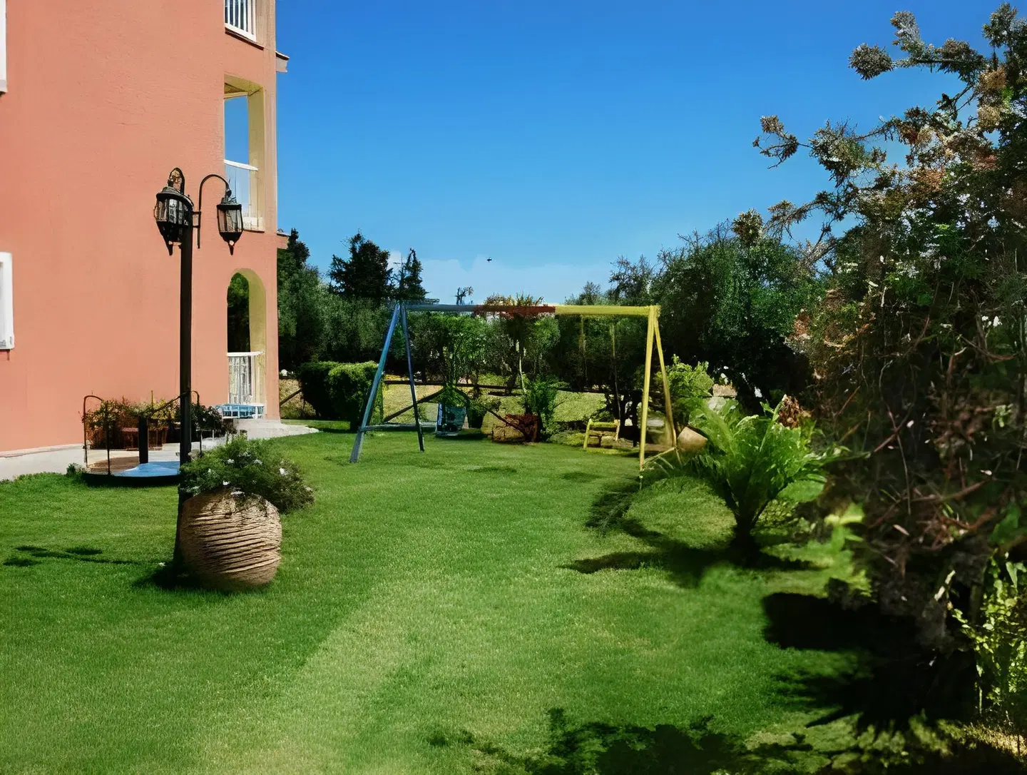 Amoudi Hotel Studios Apartments Garten