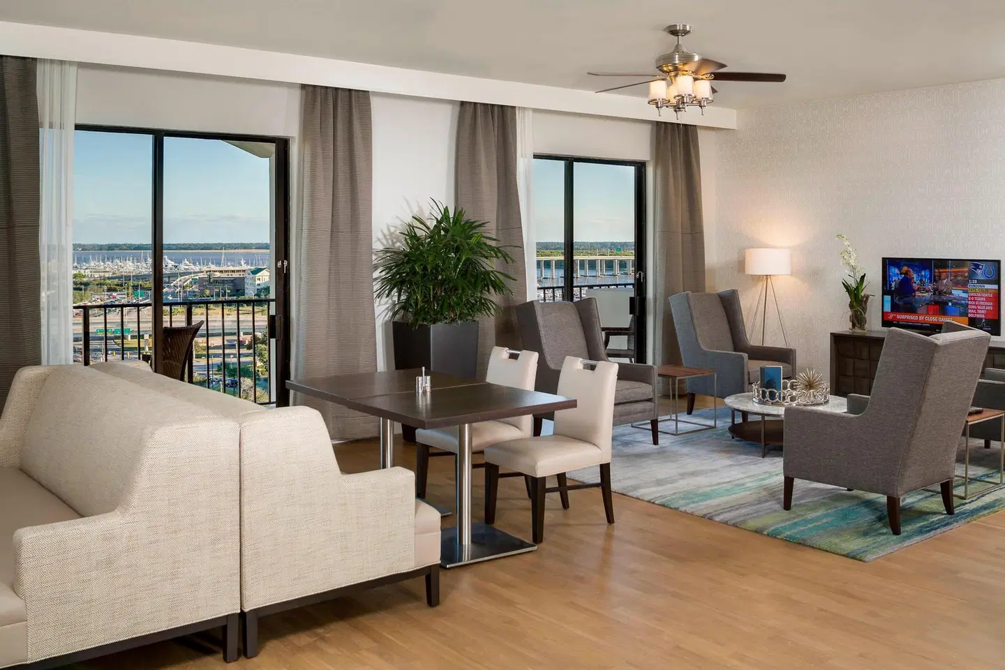 Charleston Marriott ROOM_EXAMPLE