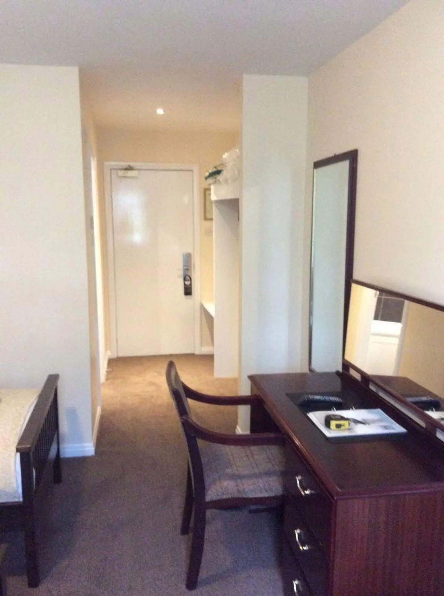 King Robert ROOM_EXAMPLE