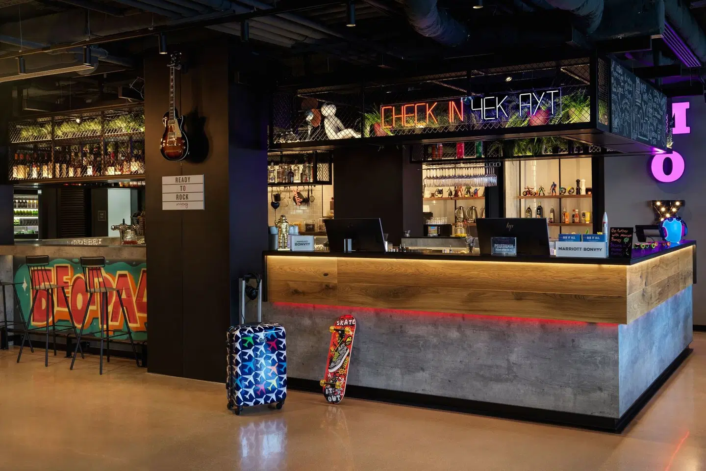 Moxy Belgrade Bar