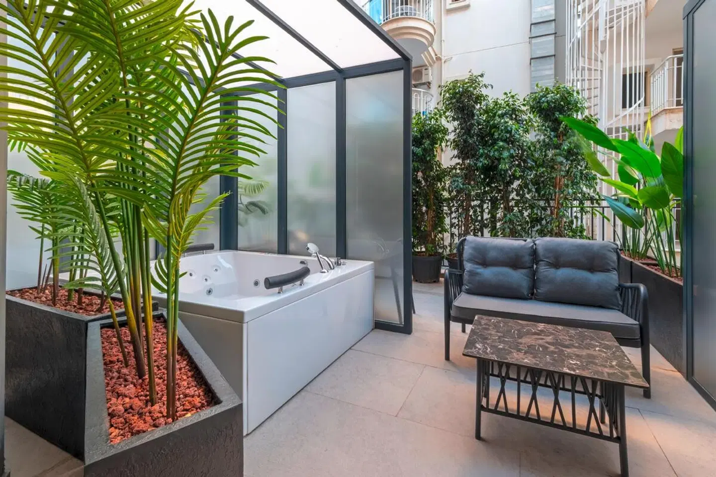 Nova Life Hotel Badezimmer