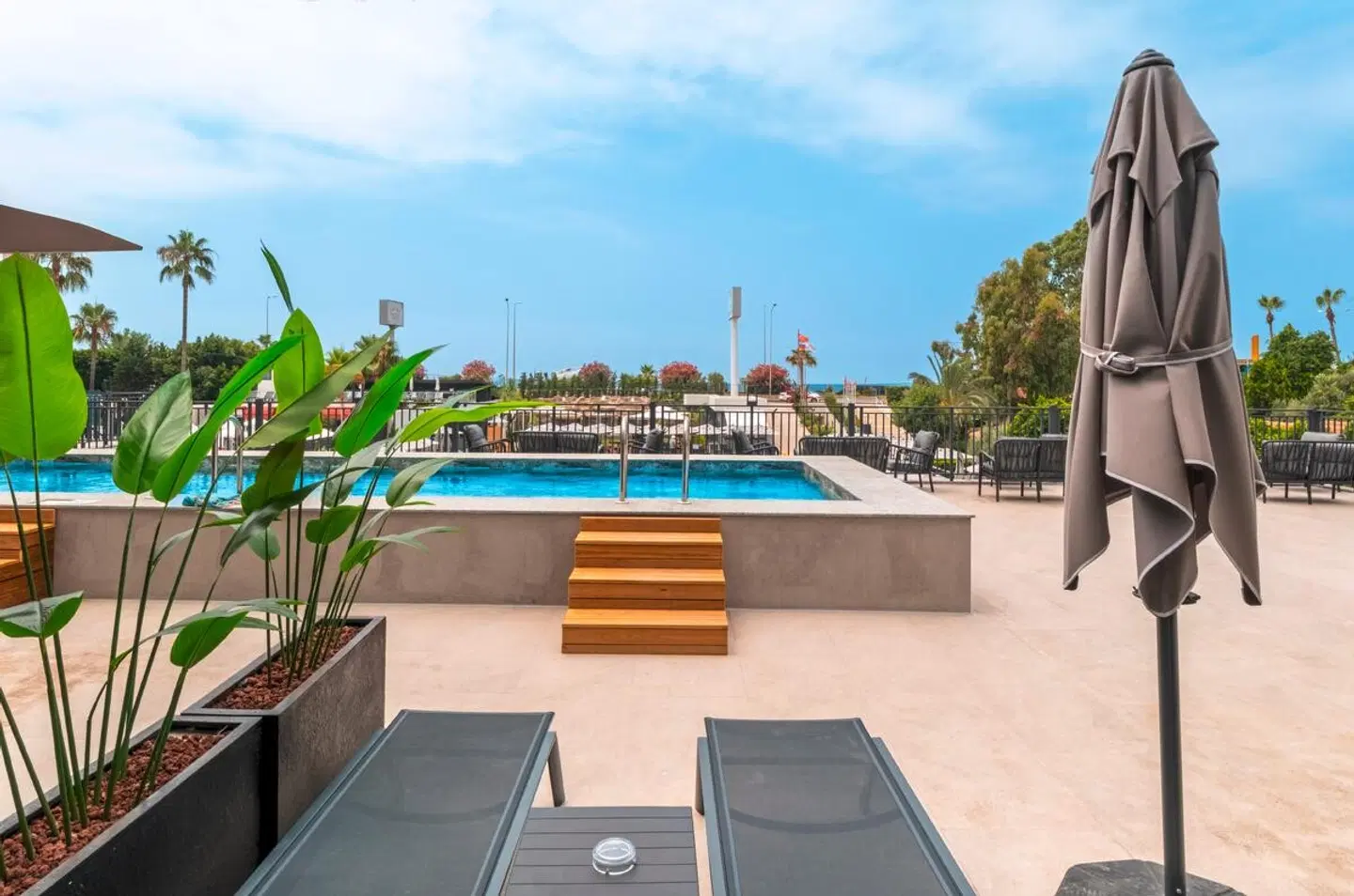 Nova Life Hotel Terrasse