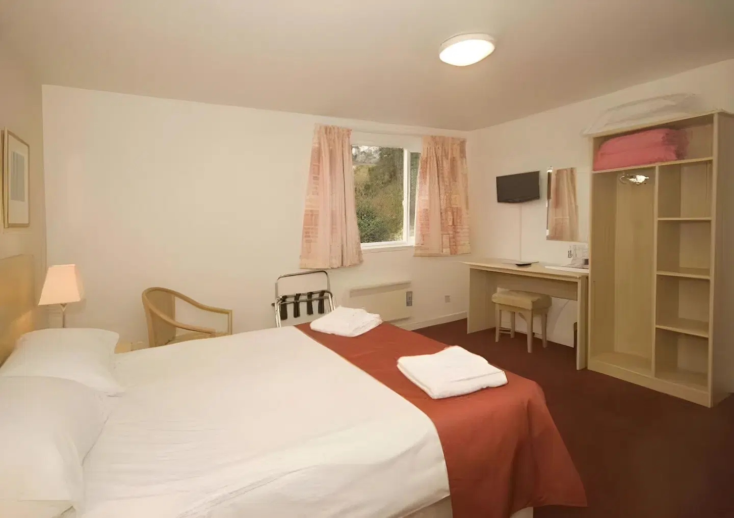 Cruachan Hotel ROOM_EXAMPLE