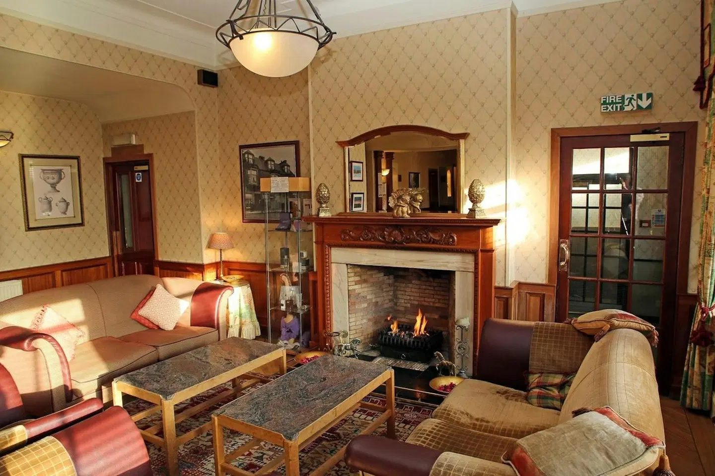 Pentland Hotel ROOM_EXAMPLE