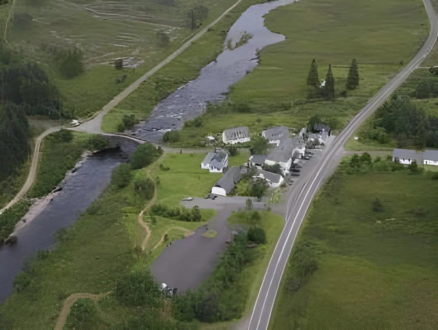 Bridge of Orchy Hotel LANDSCAPE