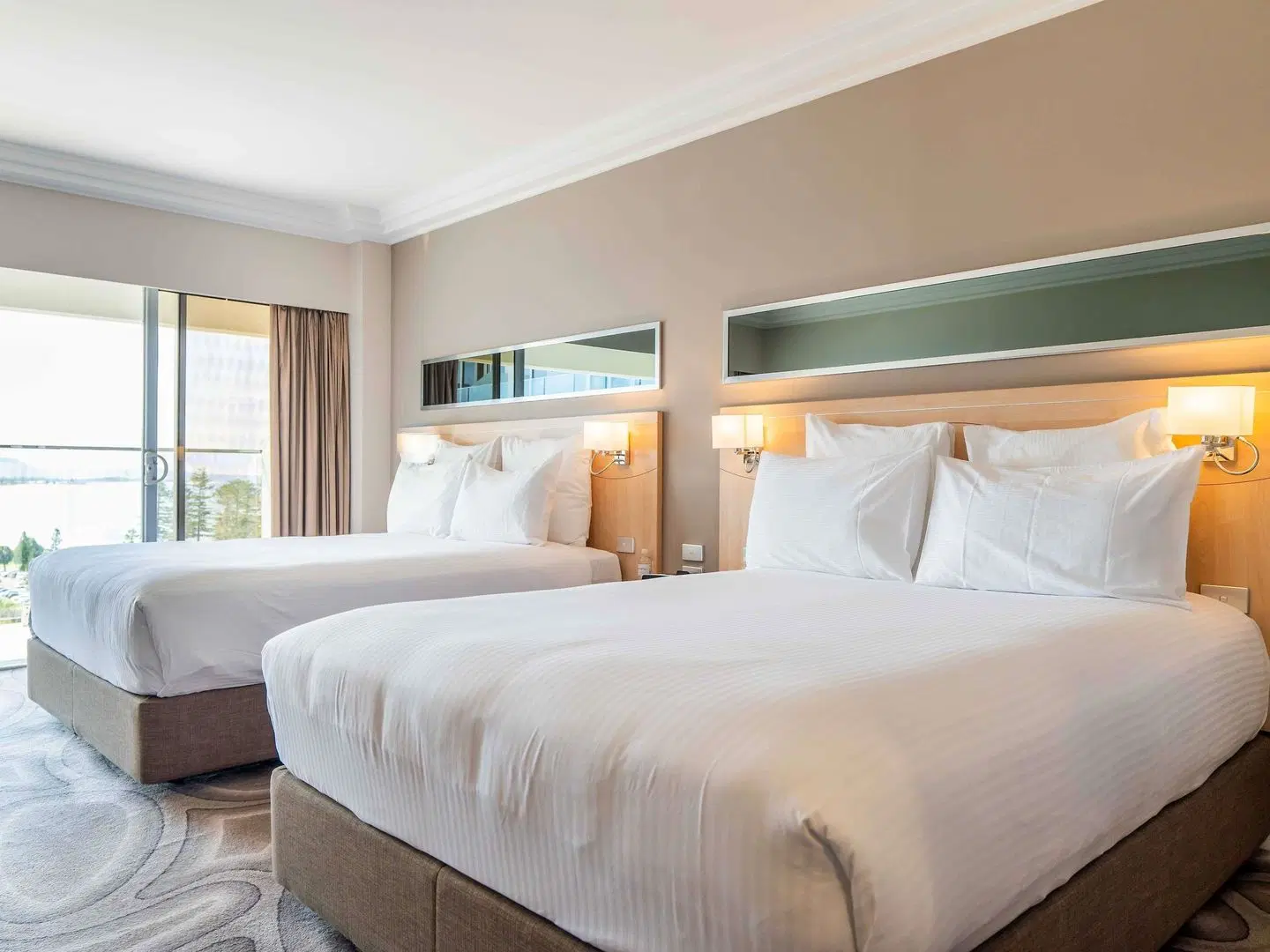 Novotel Wollongong Northbeach Hotel ROOM_EXAMPLE