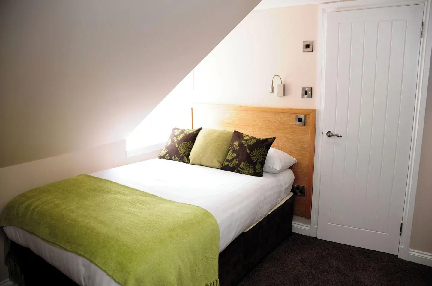 Station House ROOM_EXAMPLE