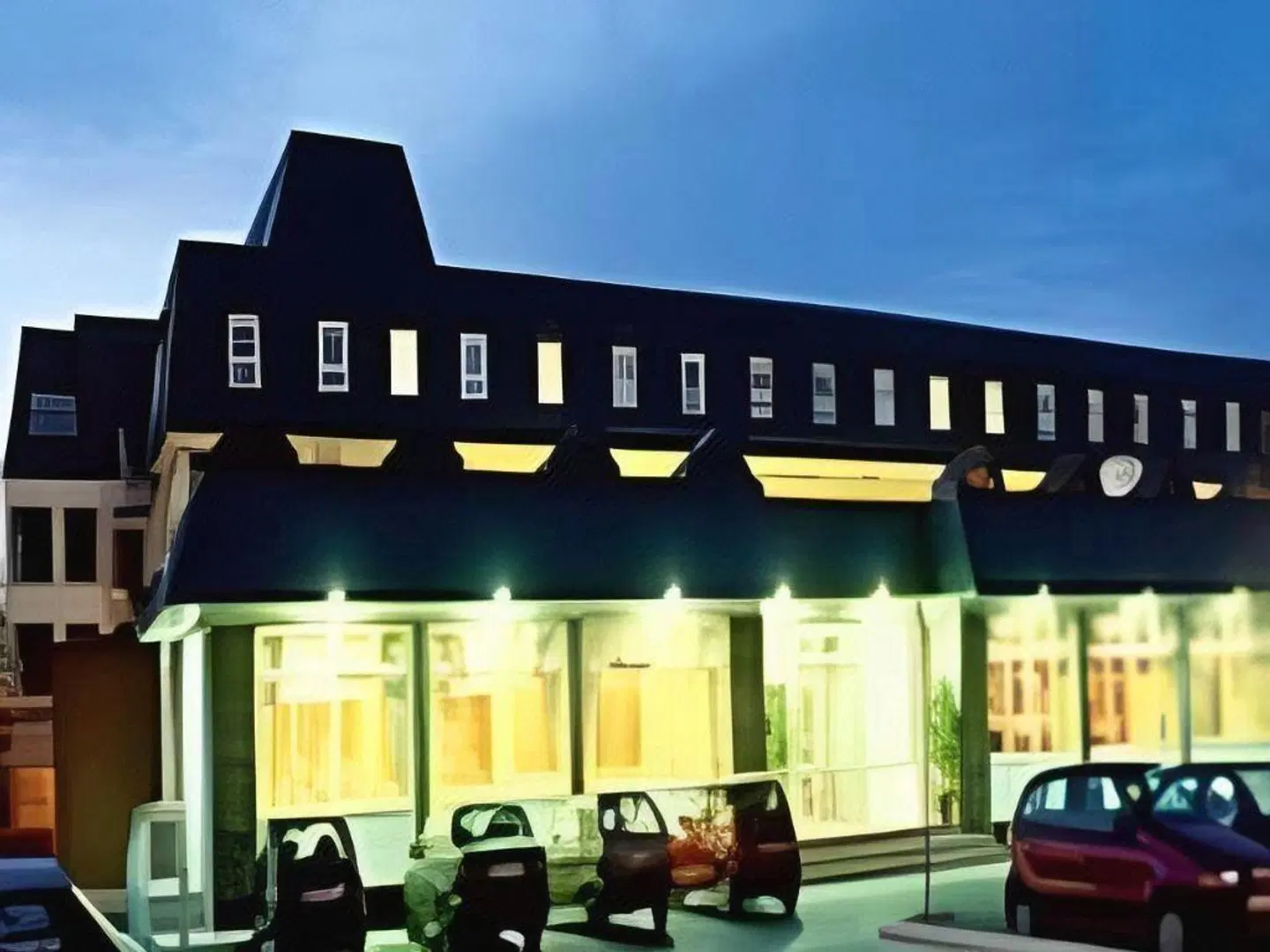 Flannery's EXTERIOR