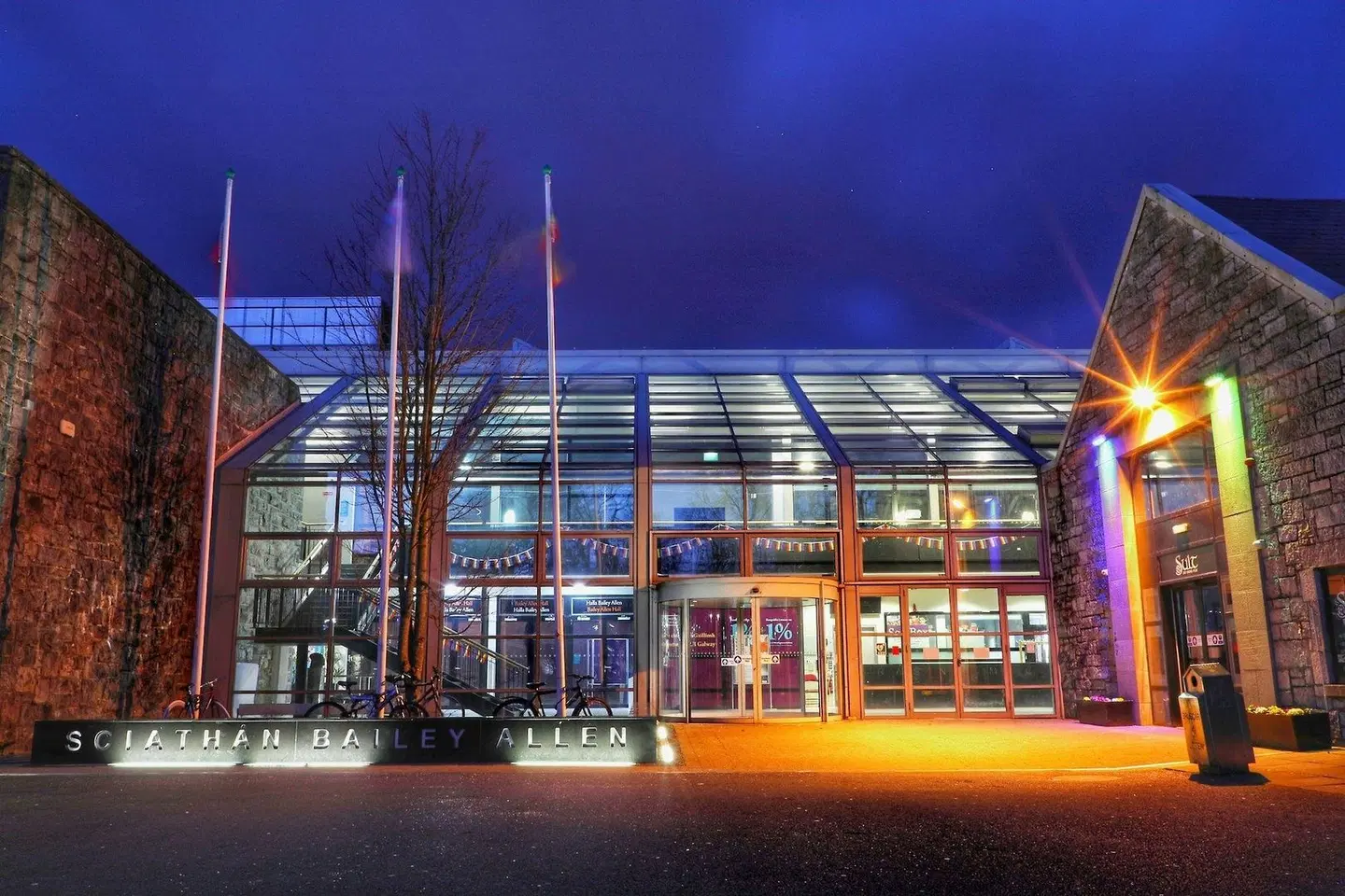 Flannery's EXTERIOR