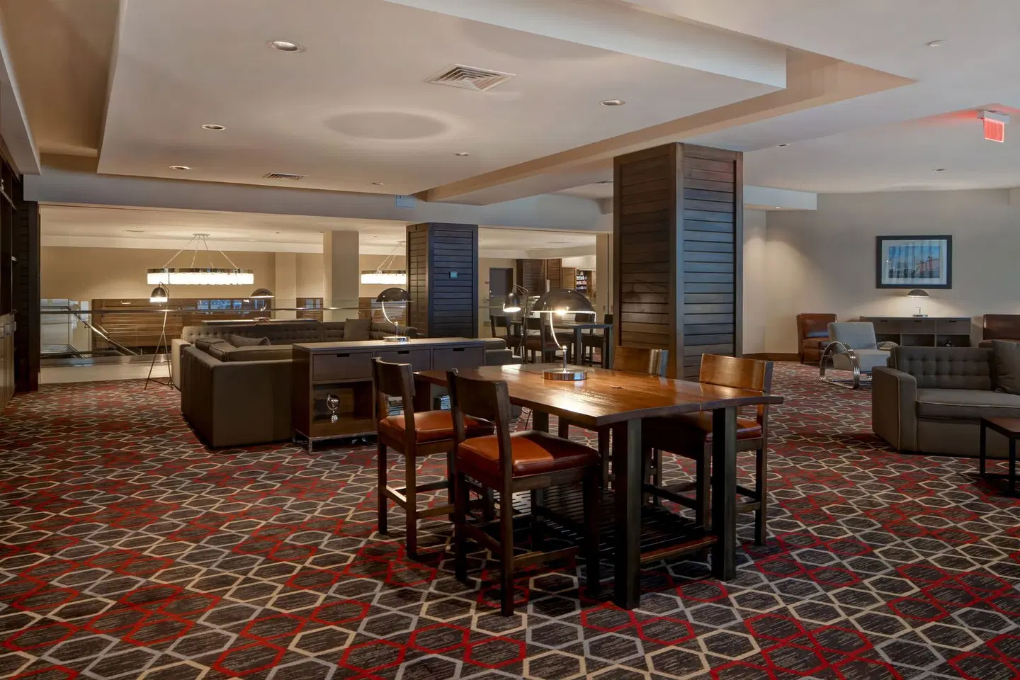 Four Points by Sheraton Peoria Bar