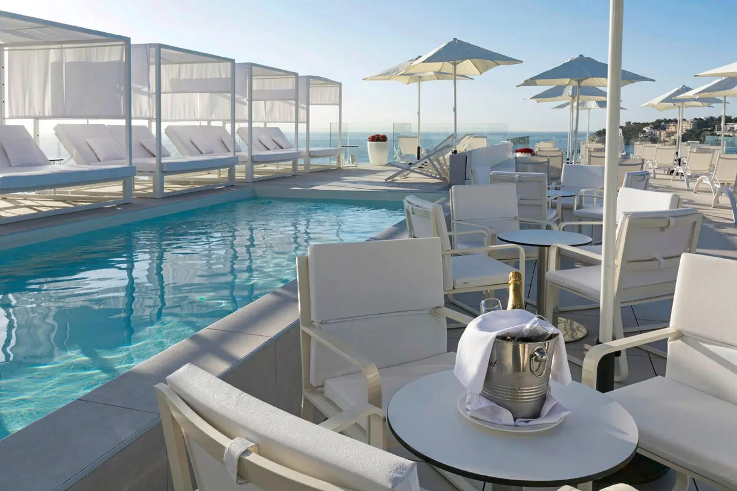 Reverence Mare OUTDOOR_POOL