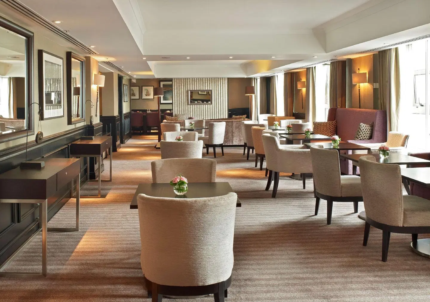 Hyatt Regency London - The Churchill Bar