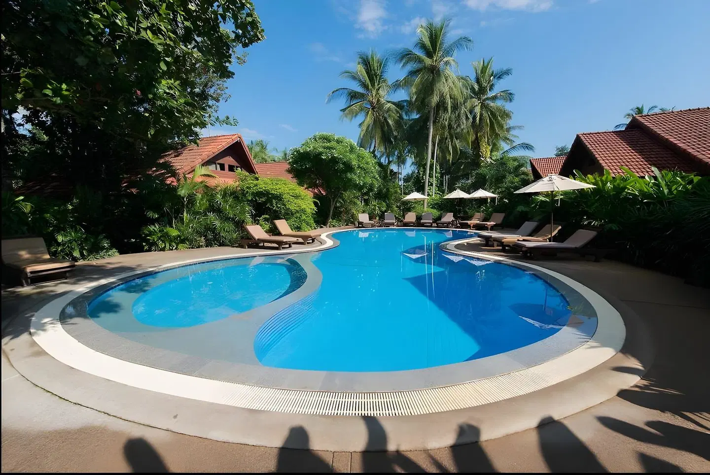 Smile House OUTDOOR_POOL