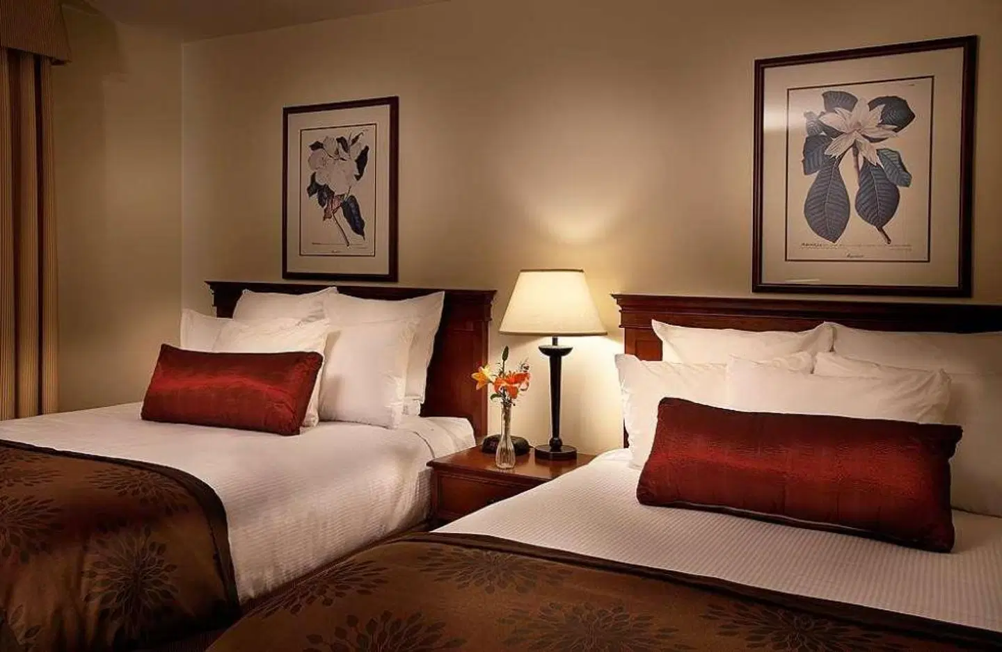 Coast Wenatchee Center Hotel ROOM_EXAMPLE