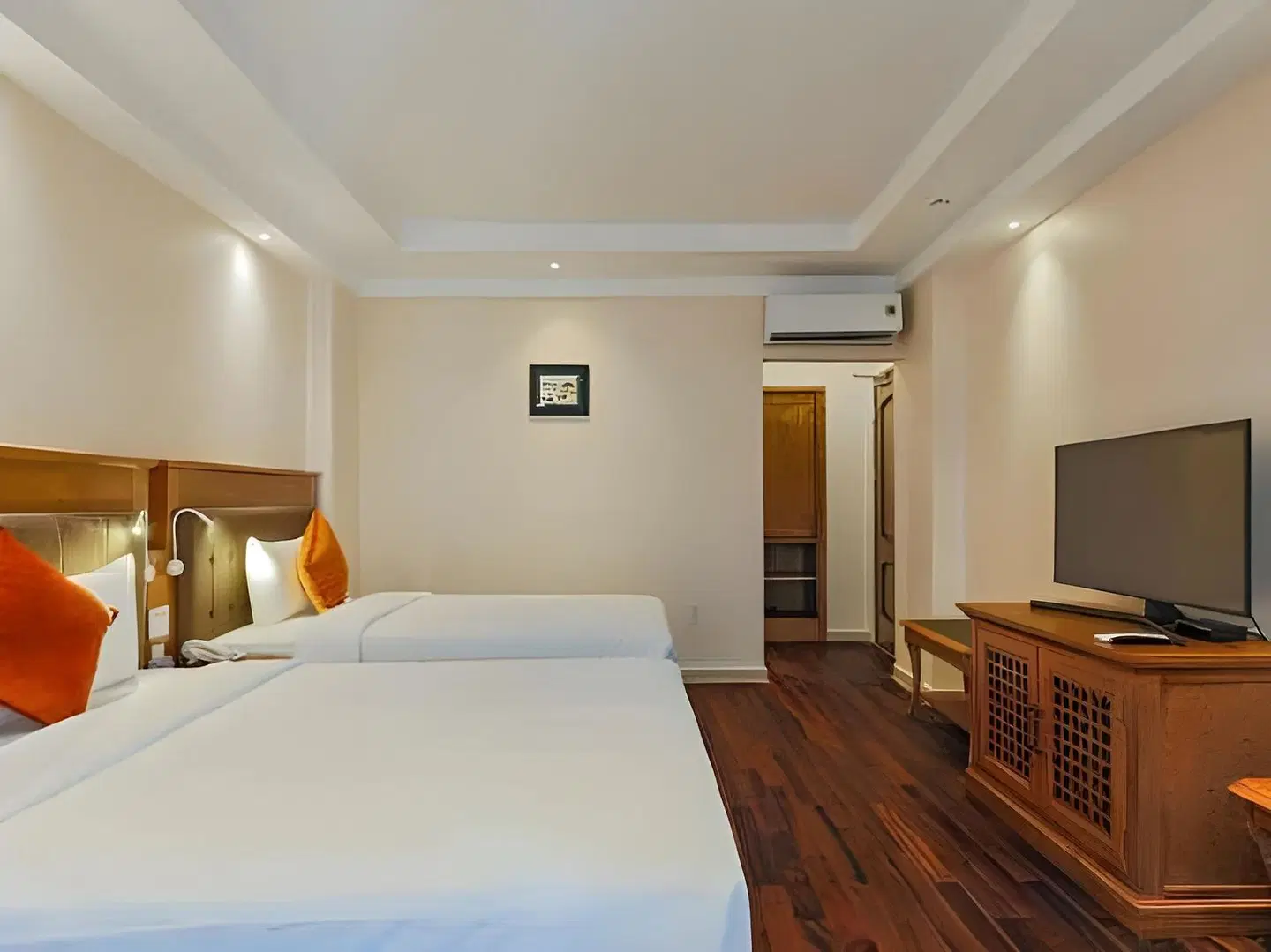 Hoang Lan Hotel ROOM_EXAMPLE