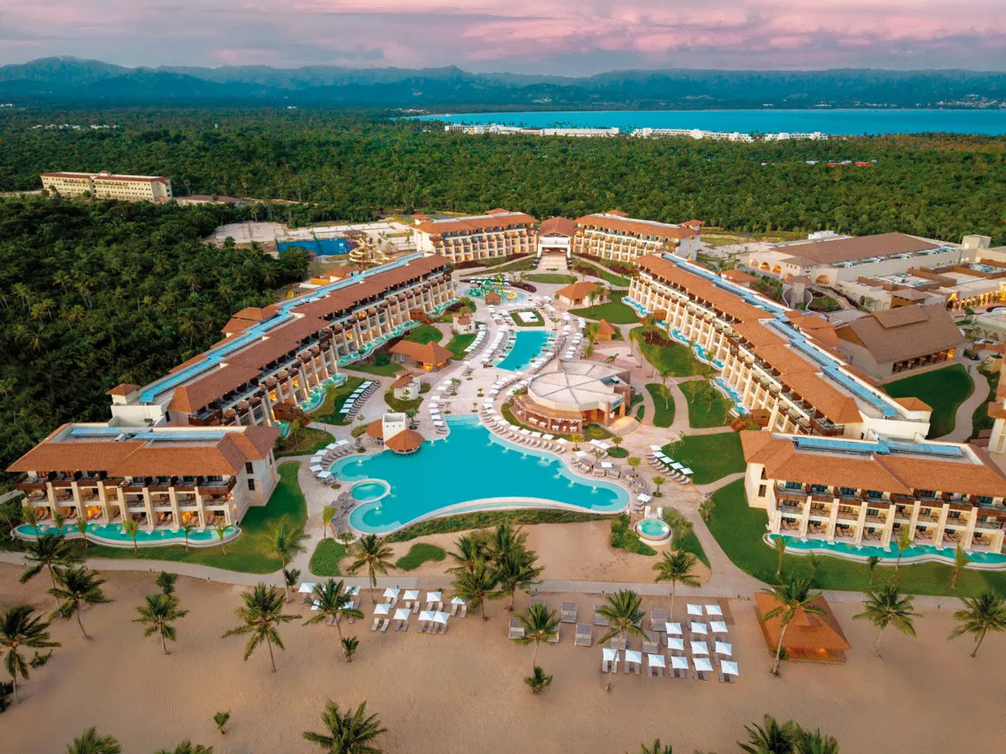 Dreams Playa Esmeralda Resort & Spa EXTERIOR