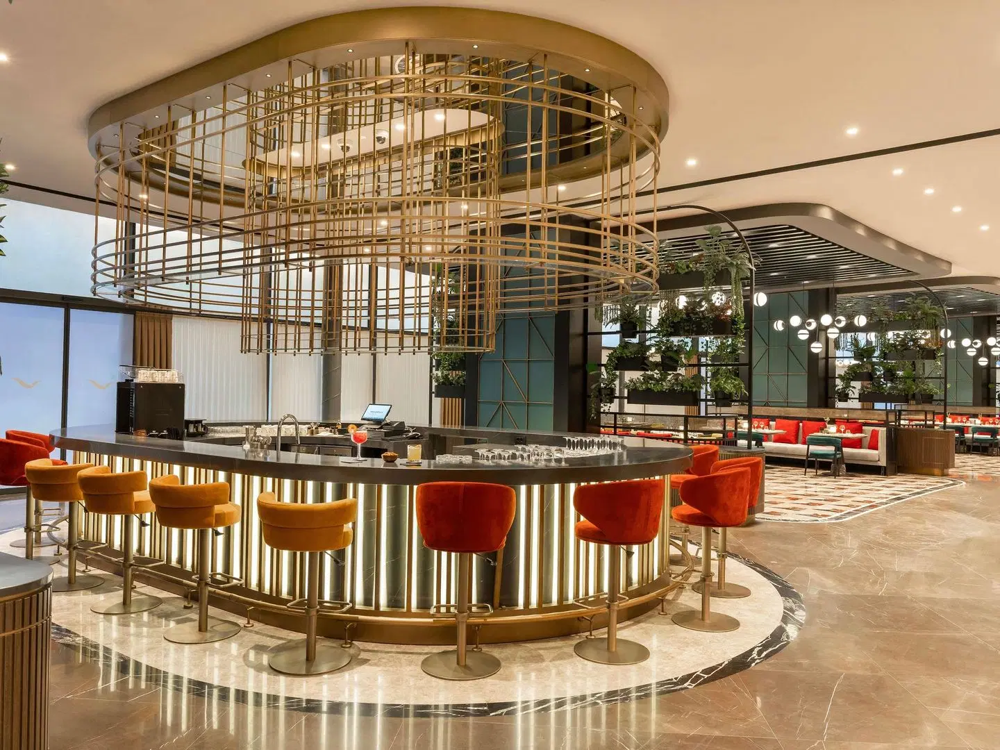 Mövenpick Hotel Istanbul Marmara Sea Bar