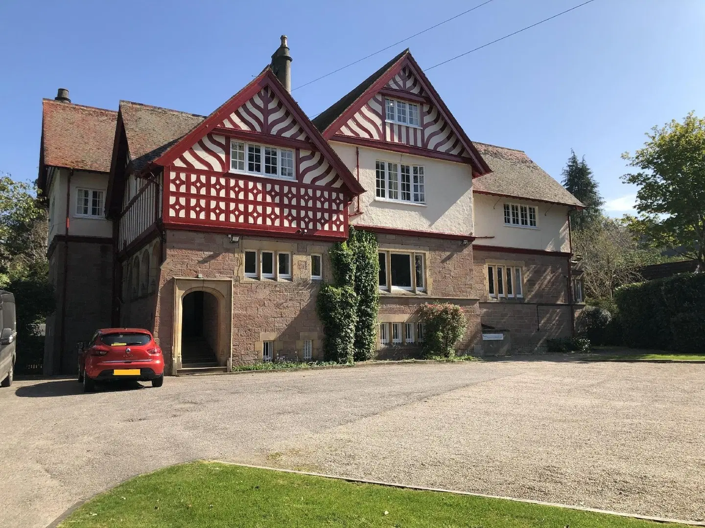 Rossal House Apartments EXTERIOR