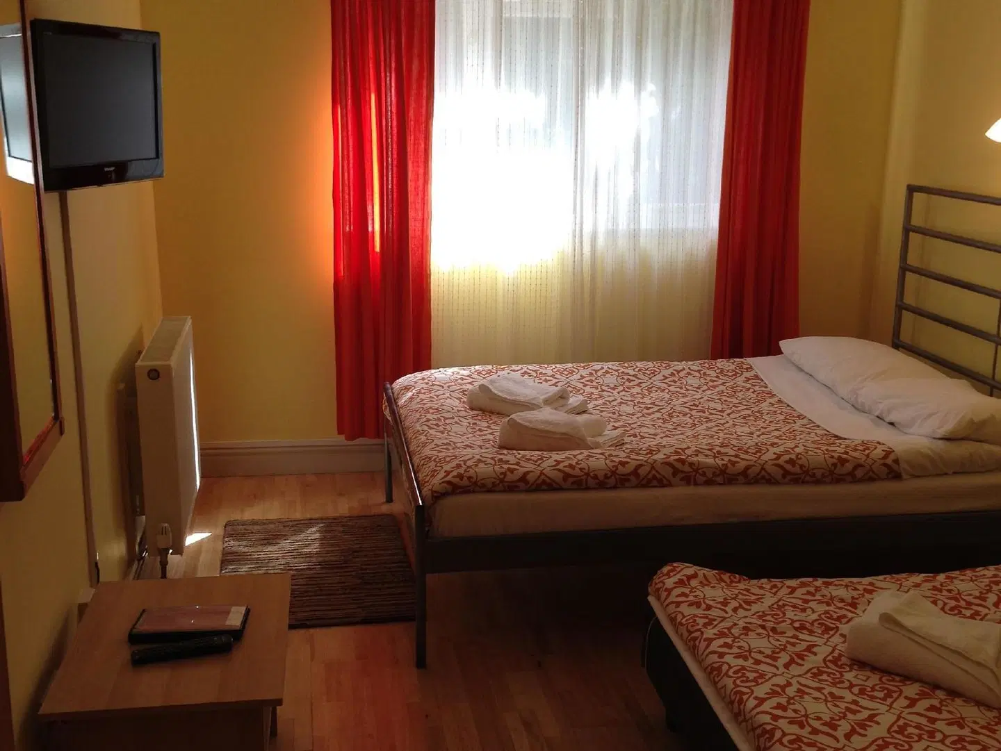 72 QT Guest House ROOM_EXAMPLE