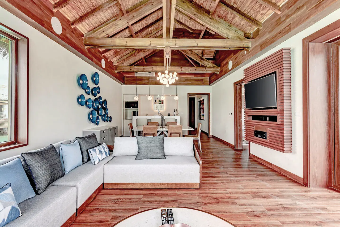 Royalton Antigua Chairman Overwater Bungalows LOUNGE_LOBBY