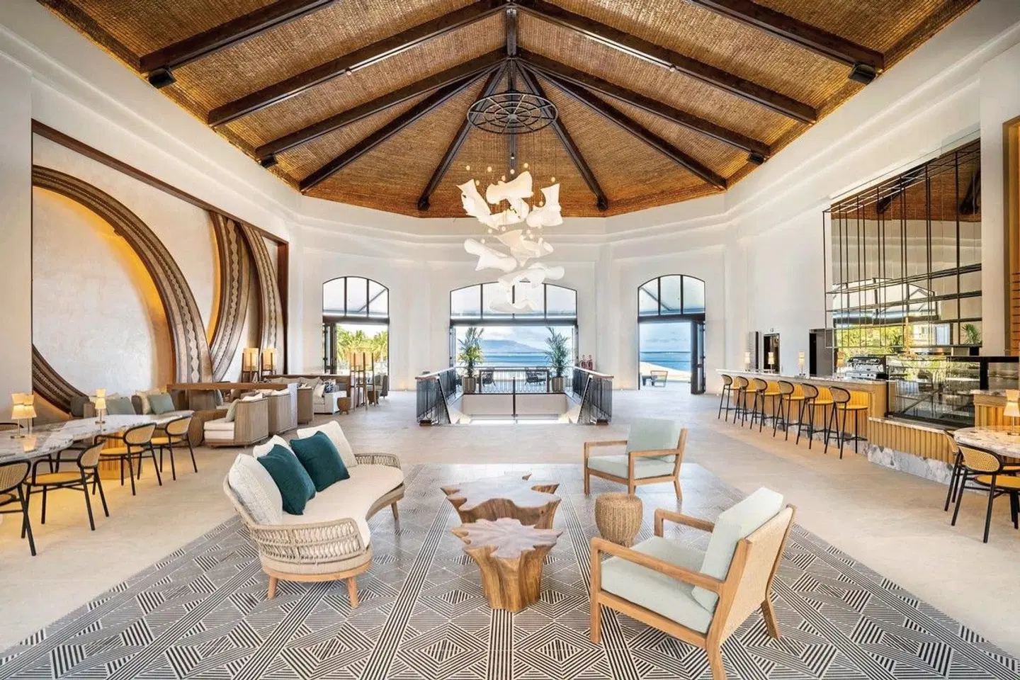Hilton Tahiti Resort LOUNGE_LOBBY