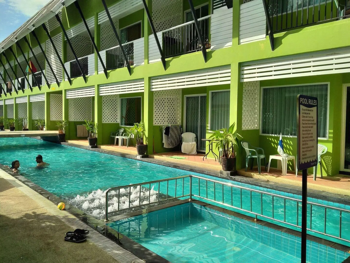 Khaolak C-nior Bungalows Hallenbad