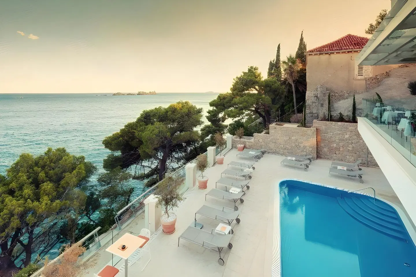 Hotel More OUTDOOR_POOL
