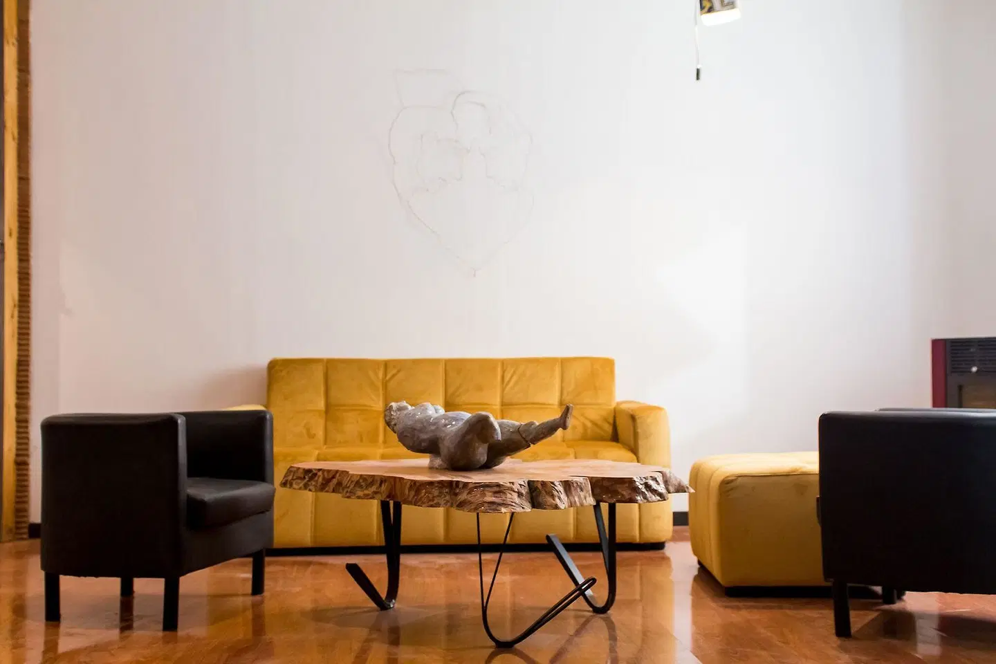 Feel At Home Guest House ROOM_EXAMPLE