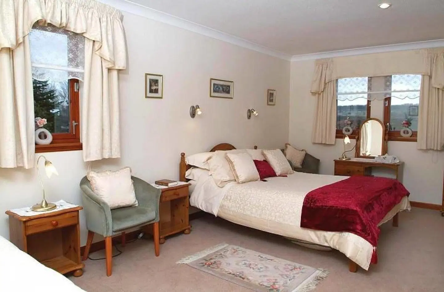 Ashcroft Farmhouse ROOM_EXAMPLE
