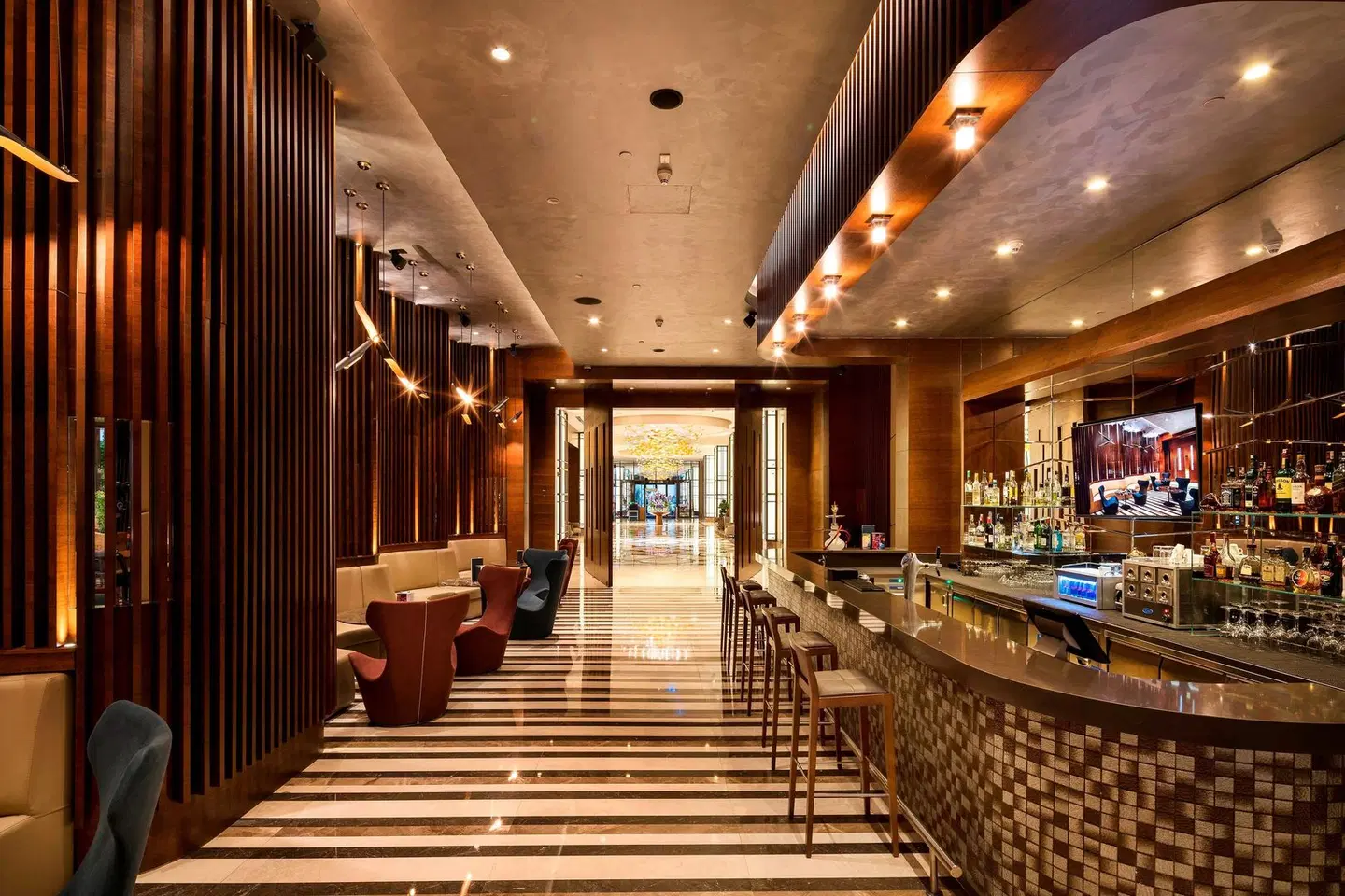 Sheraton Grand Istanbul Atasehir Bar