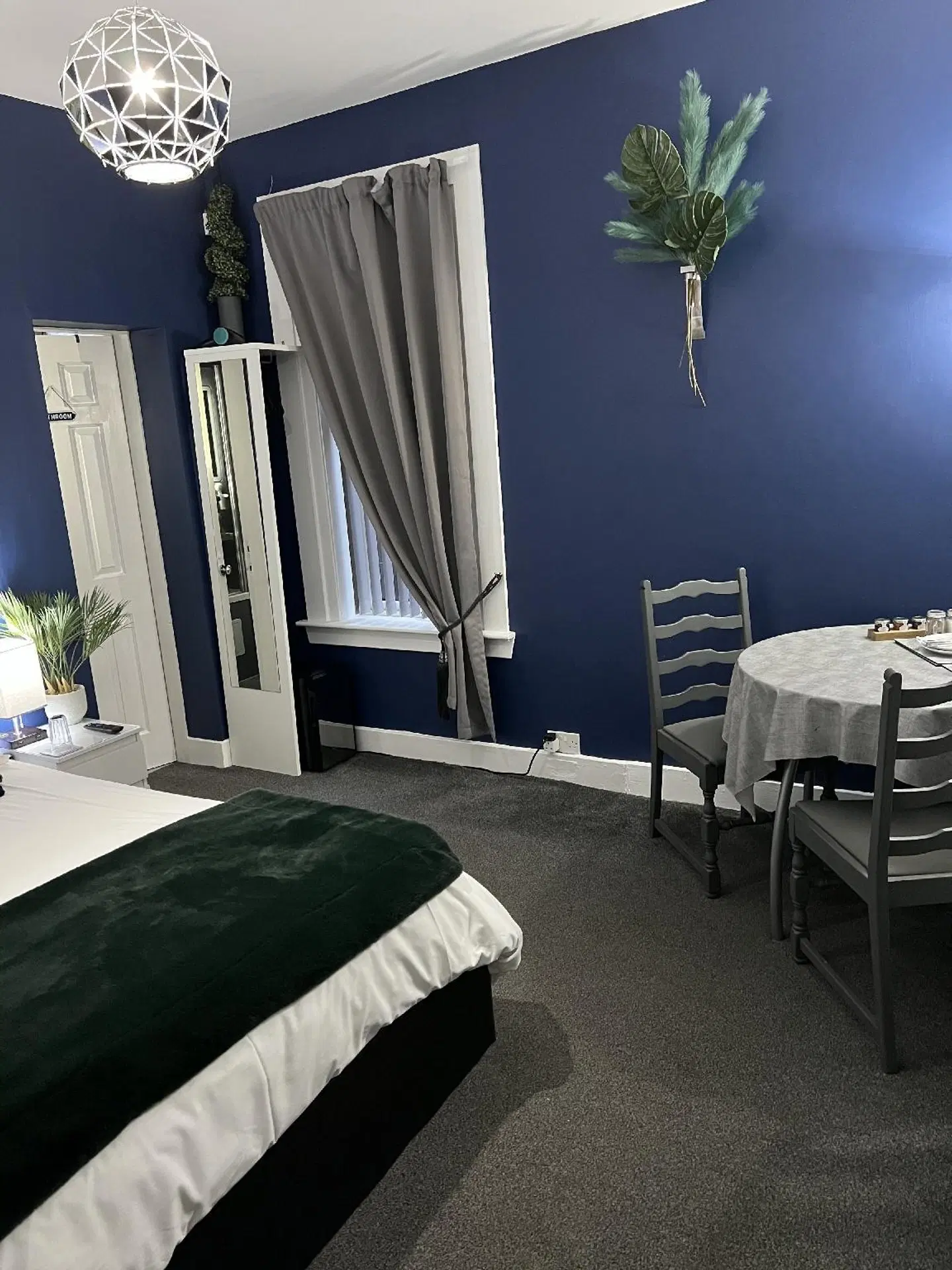 Peacocks Guest House ROOM_EXAMPLE