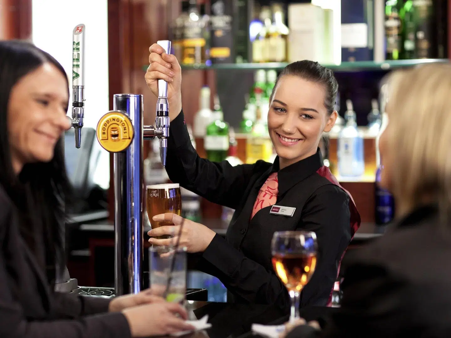 Mercure Inverness Hotel PEOPLE