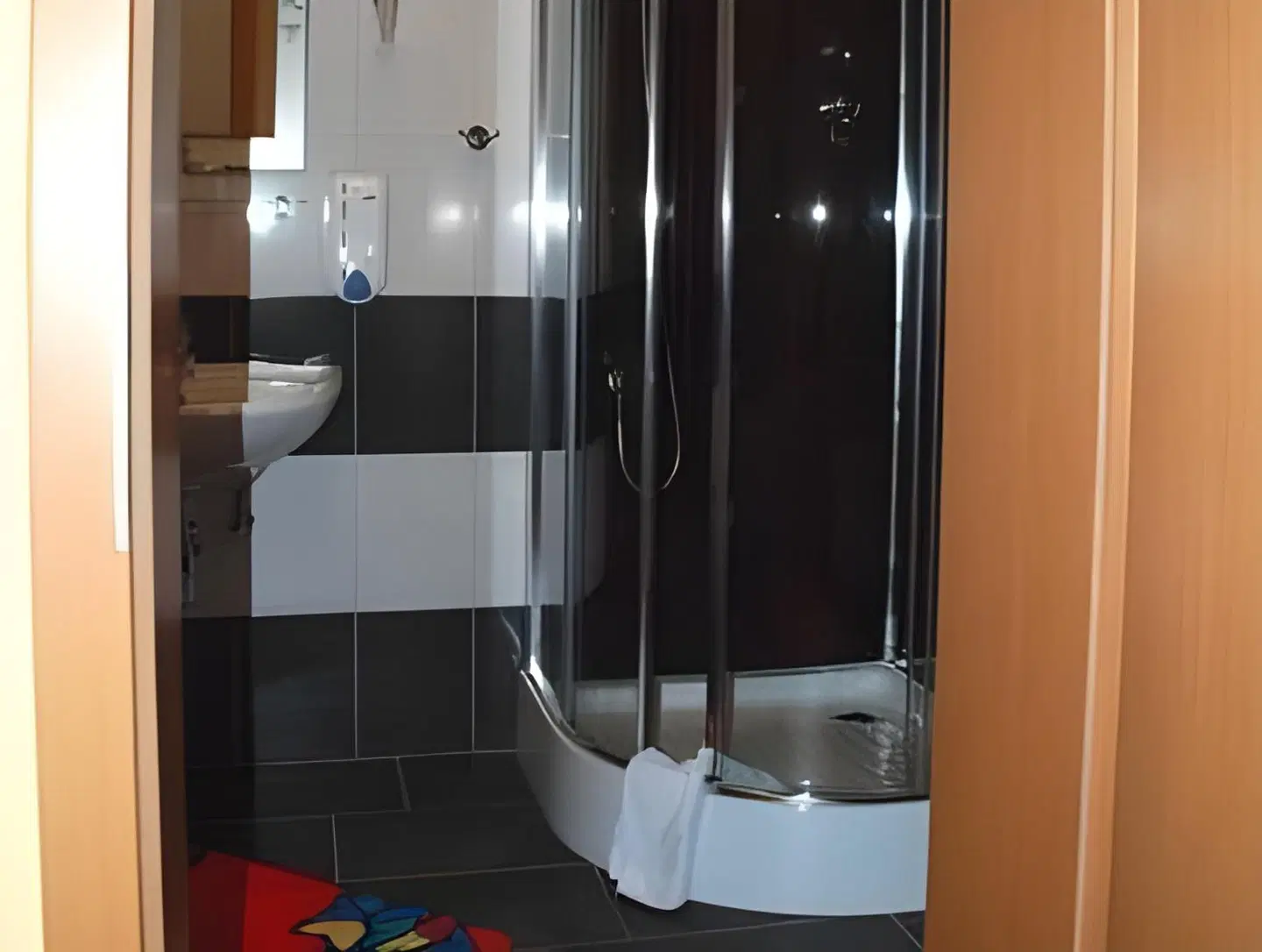 1a Gästehaus Steiner Badezimmer